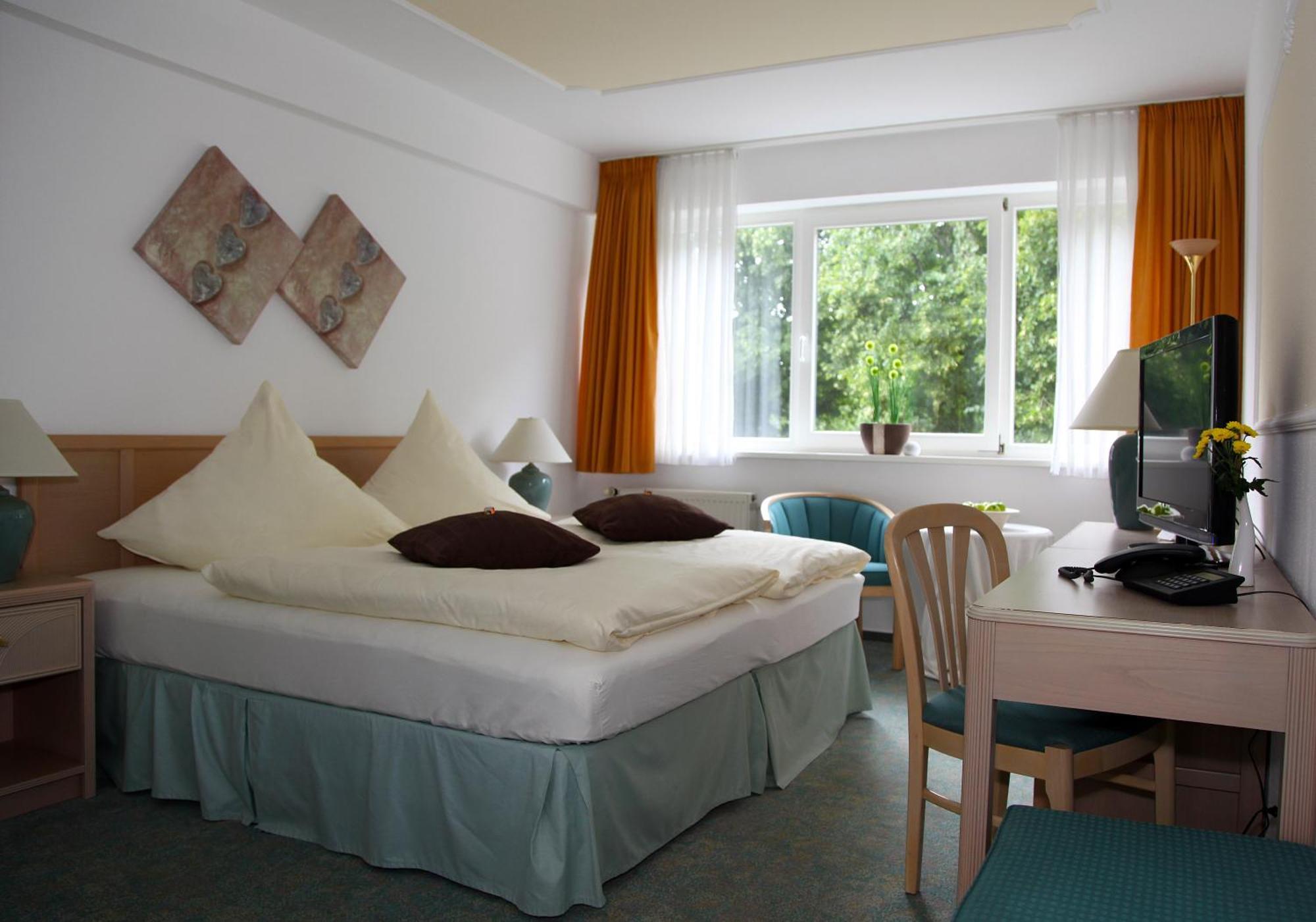 Hotel Antares Halberstadt Eksteriør billede